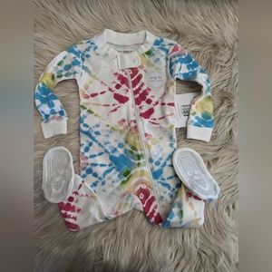 NWT Burt's Bee Baby Tie Dye Footed Sleeper